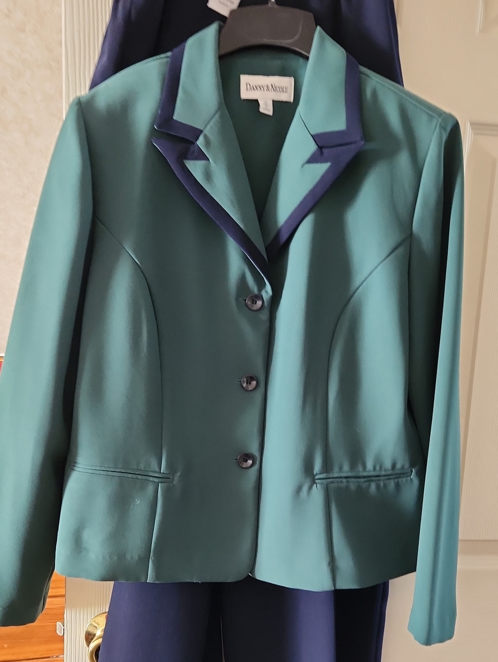 Size 16-Danny & Nicole Green Blazer with Navy Pants & Trim List #115
